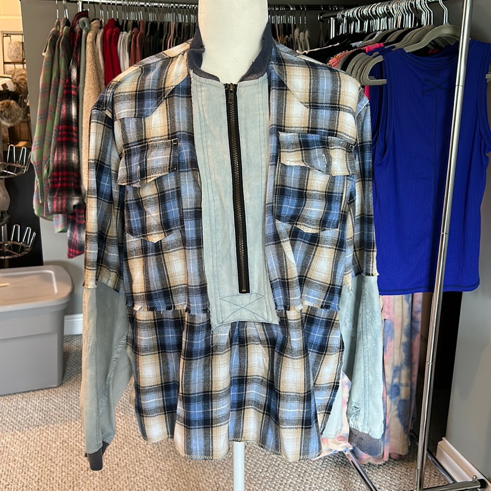 Sz S POL blue checkered/denim half zip top. Oversized, slouchy fit!